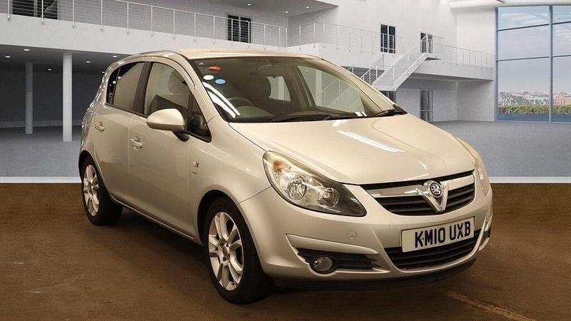 Silver Used 2010 Vauxhall Corsa Hatchback | £3,490 (Good price) - Image 1/4