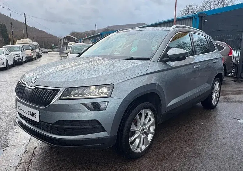 Usado Skoda Karoq SE L 2018 Gris SUV