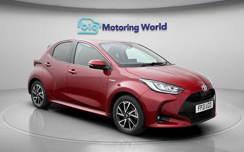 Used Toyota Yaris Hybrid Design 116 HP (85 kW) 2026 Hatchback