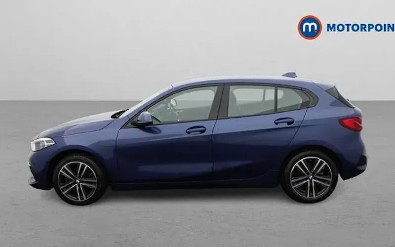 Used BMW 118 Sport Line 136 HP (100 kW) 2024 Hatchback
