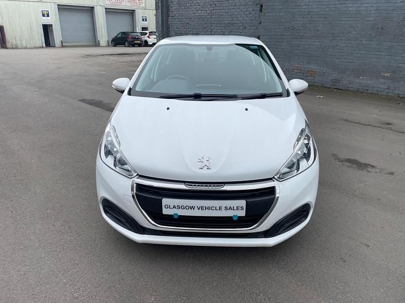 Used Peugeot 208 Active 2016 White Hatchback