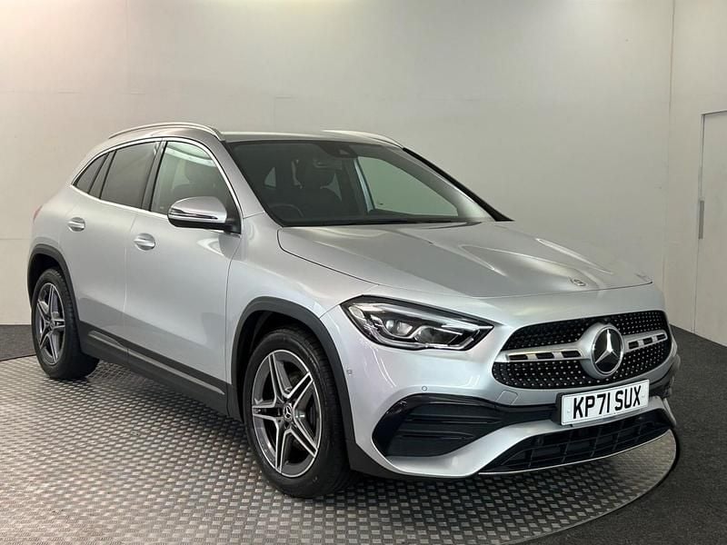 Silver Used 2021 Mercedes GLA200 Executive SUV | £25,935 (A bit pricey) - Image 1/4