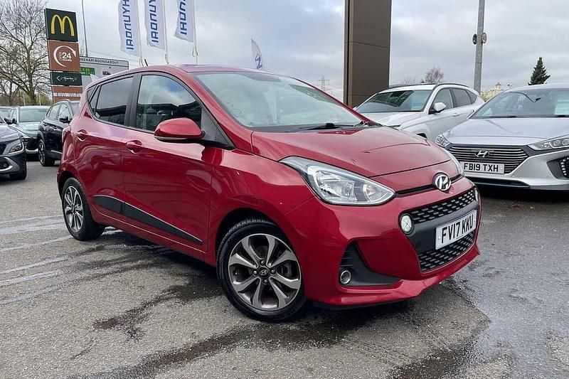 Red passion Used 2017 Hyundai i10 Premium SE Hatchback | £10,989 (Fair price) - Image 1/4
