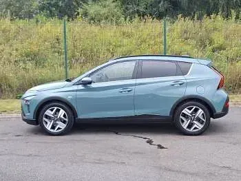 Used Hyundai Bayon Premium 100 HP (73 kW) 2023 Green SUV