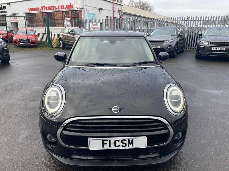 Used Mini Cooper Classic 134 HP (98 kW) 2020 Black Hatchback