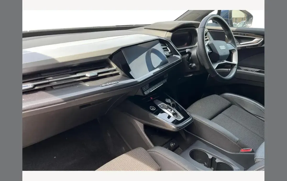 Used Audi Q4 e-tron S-Line 150 kW (204 HP) 2023 Blue SUV