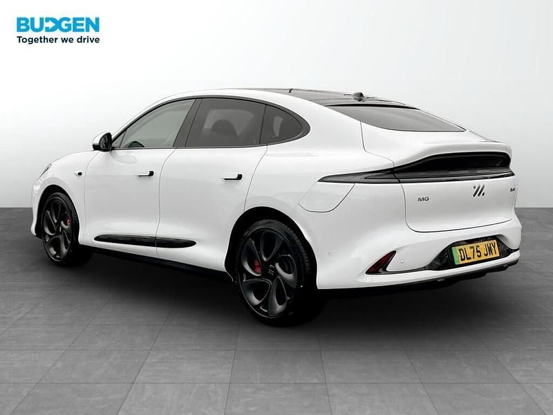 Used MG IM6 553 kW (752 HP) 2026 White SUV