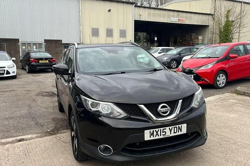 Used Nissan Qashqai N-TEC 110 HP (80 kW) 2015 Black SUV