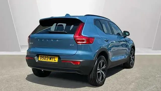 Used Volvo XC40 Plus 161 HP (118 kW) 2023 SUV