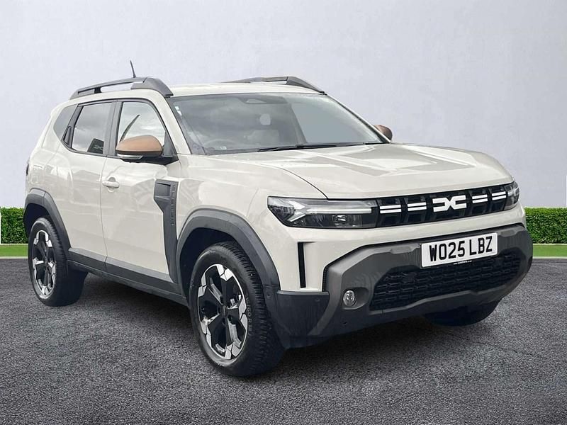 Used Dacia Duster Extreme 130 HP (95 kW) 2025 White Hatchback