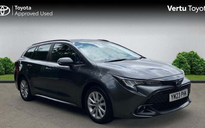Used 2025 Toyota Corolla Estate | £19,824 (Good price) - Image 1/4