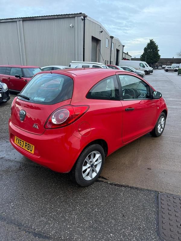 Używany Ford Ka Studio 69 KM (50 kW) 2013 Czerwony Hatchback