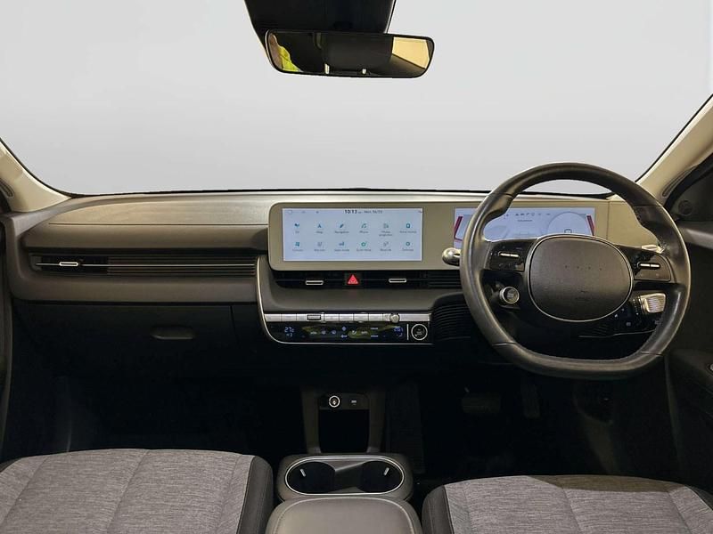 Used Hyundai Ioniq Premium 125 kW (170 HP) 2023 Green Hatchback