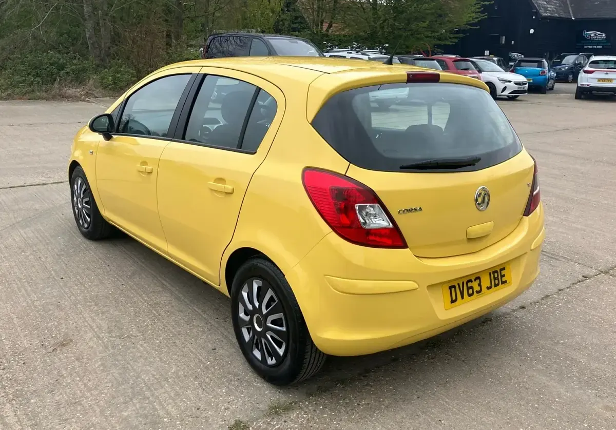 Used Vauxhall Corsa 2013 Yellow Hatchback