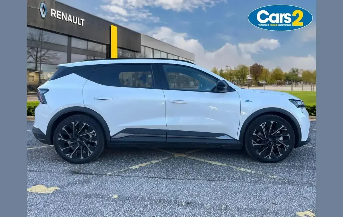 Used Renault Scenic E-Tech Techno Esprit Alpine 160 kW (218 HP) 2025 White SUV