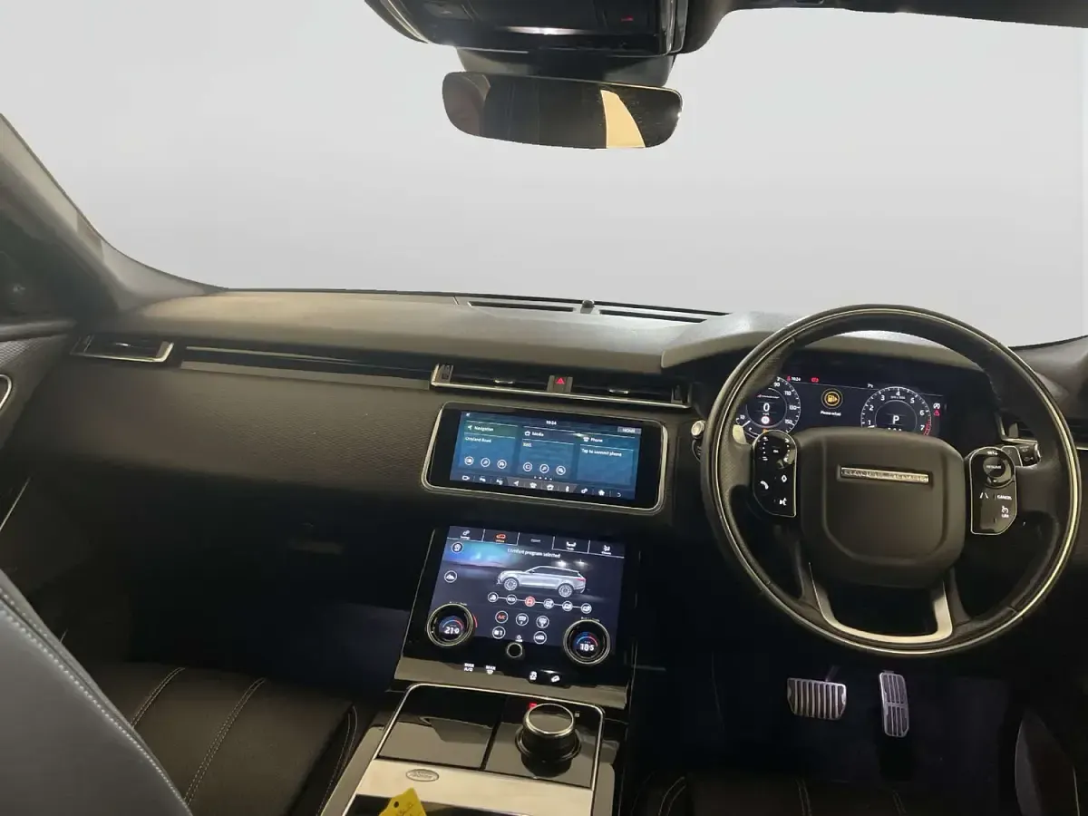 Used Land Rover Range Rover Velar SE Dynamic 250 HP (183 kW) 2019 White SUV