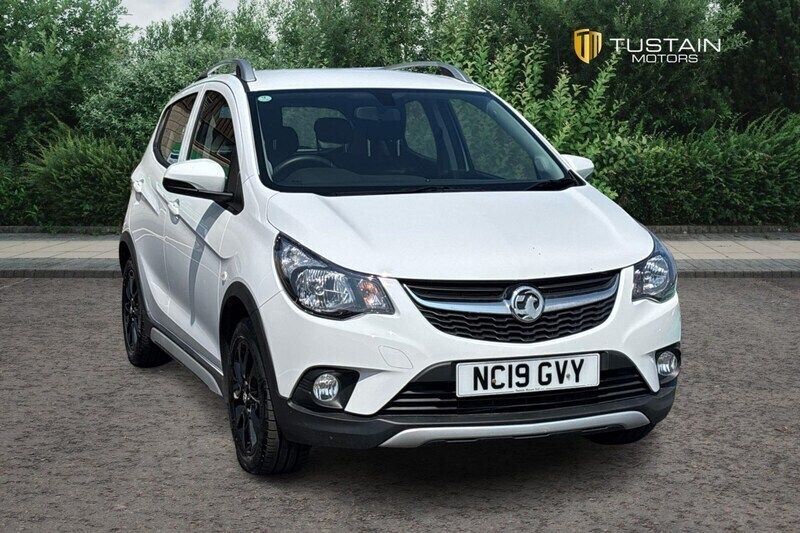 Summit white Used 2019 Vauxhall Viva Rocks Hatchback | £8,999 (Fair price) - Image 1/4