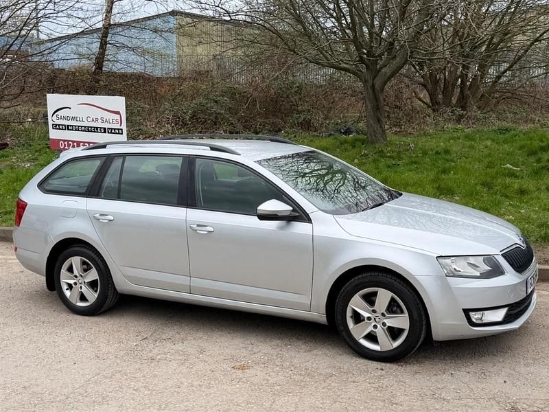 Używany Skoda Octavia SE 2016 Srebrny Hatchback