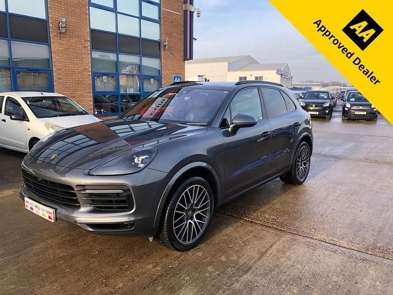 Usado Porsche Cayenne 2021 Cinzento SUV