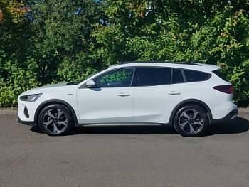 Used Ford Focus Active 155 HP (114 kW) 2023 White Estate