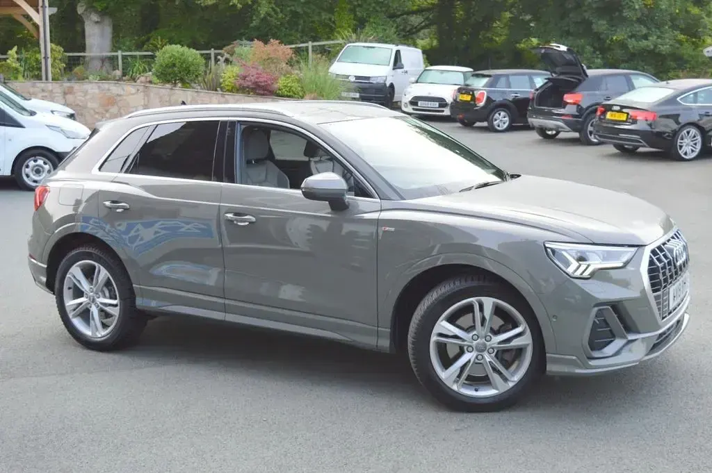 Used Audi Q3 S-Line 190 HP (139 kW) 2019 Grey SUV