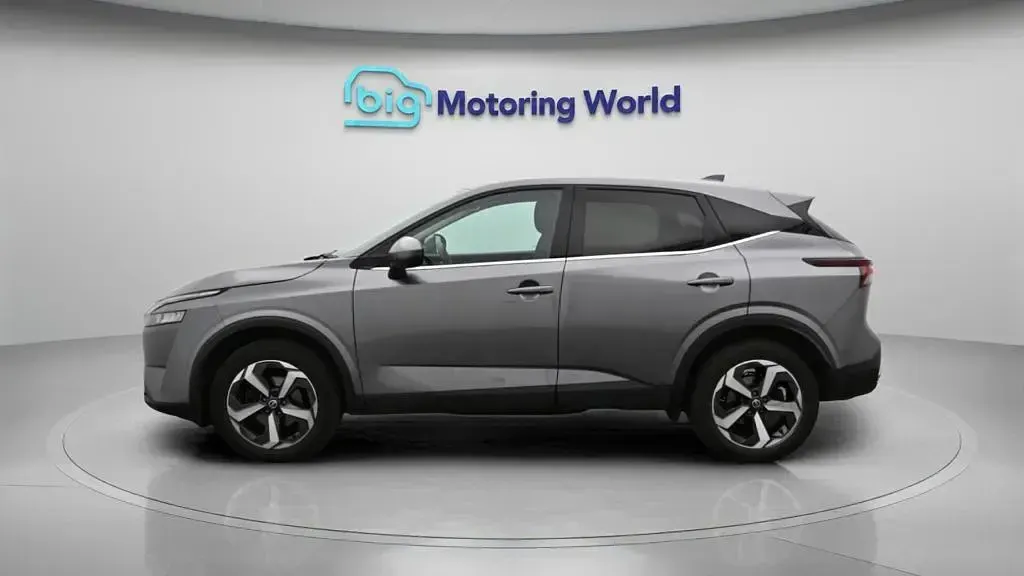 Used Nissan Qashqai N-Connecta 158 HP (116 kW) 2022 Grey SUV