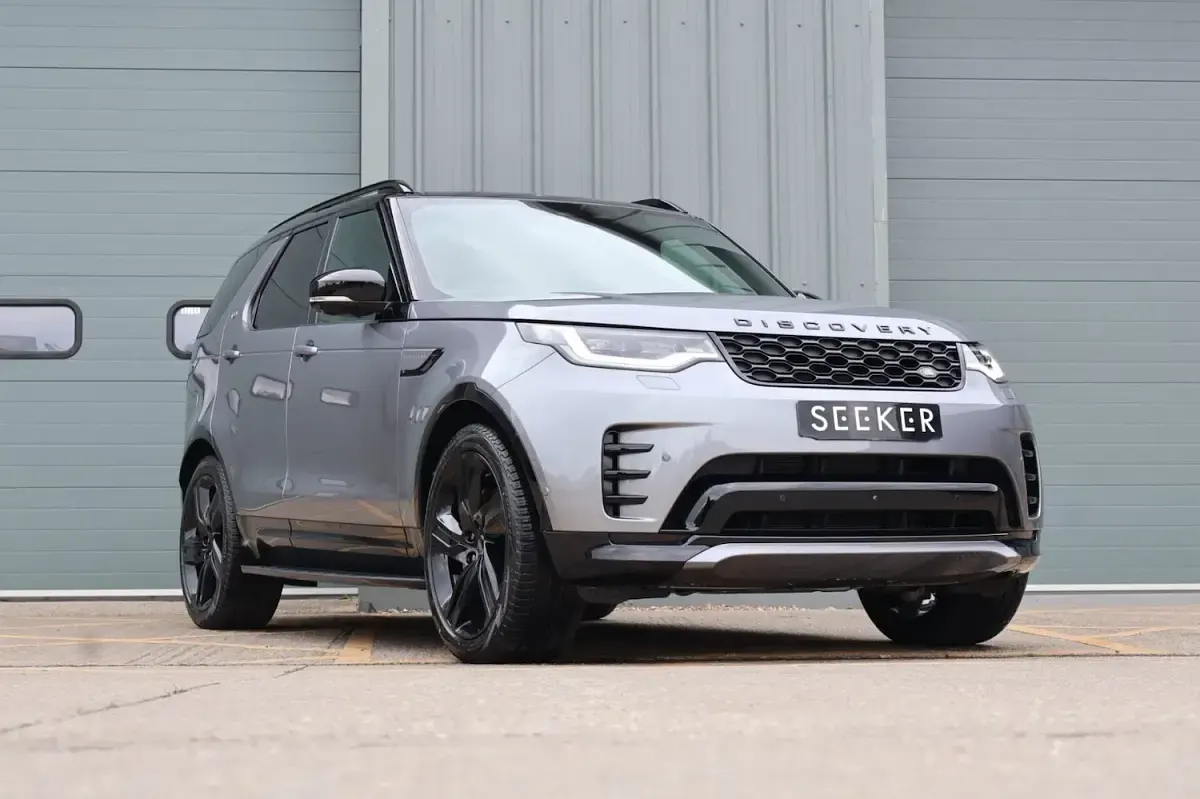 New Land Rover Discovery HSE Dynamic 2026 Grey SUV