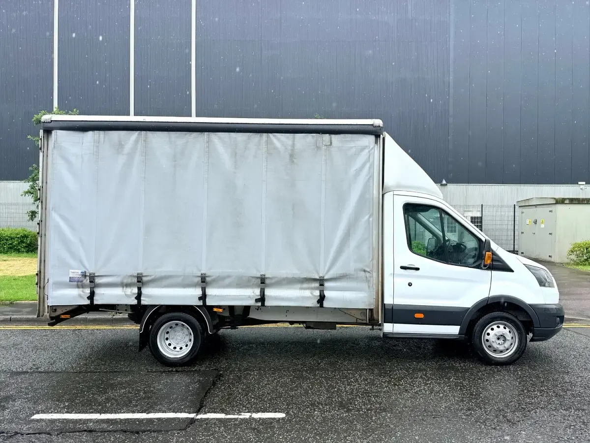 Used Ford Transit 170 HP (125 kW) 2017 White Cabriolet