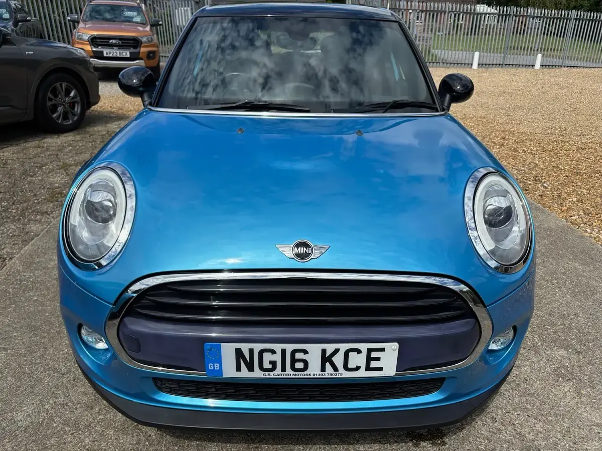Used Mini Cooper D Hatch 116 HP (85 kW) 2016 Blue Hatchback