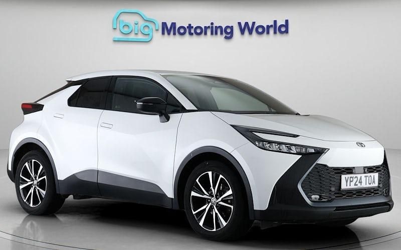 Used Toyota C-HR Design 140 HP (102 kW) 2026 SUV