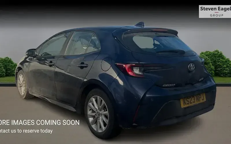 Used Toyota Corolla 140 HP (102 kW) 2026 Hatchback