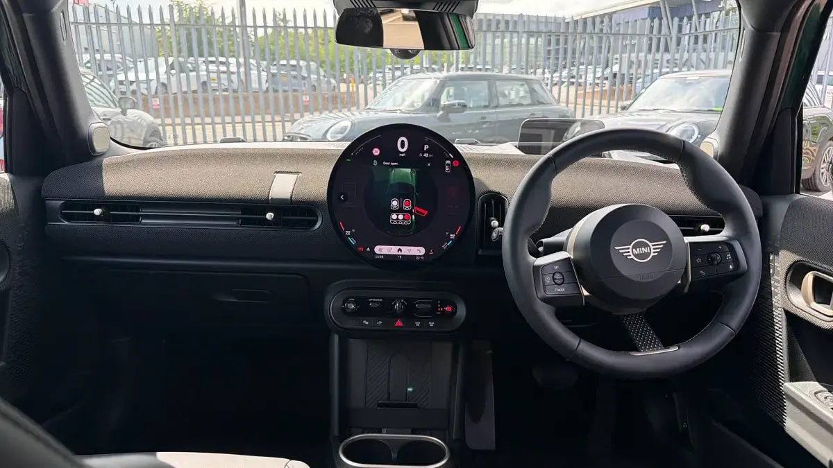Used Mini Cooper Exclusive 150 kW (204 HP) 2026 British racing green iv Hatchback