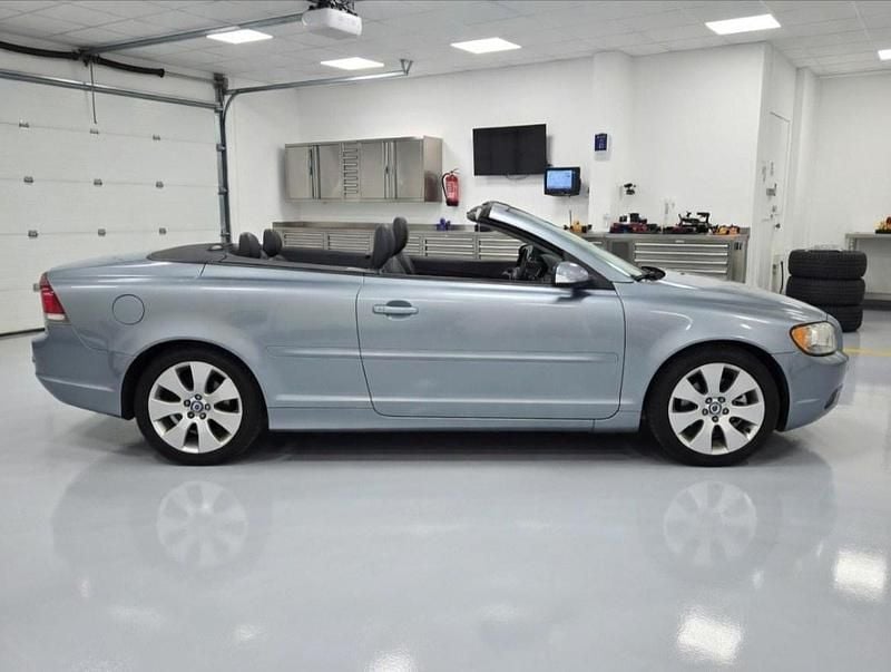 Used Volvo C70 SE 2006 Blue Cabriolet