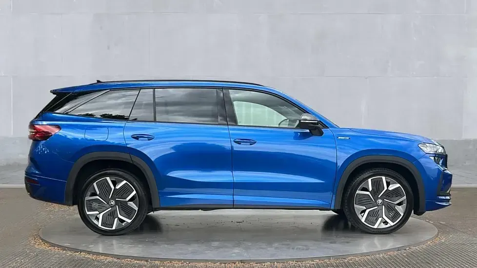 Used Skoda Kodiaq SportLine 204 HP (150 kW) 2025 Blue SUV