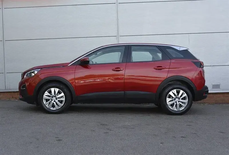 Used Peugeot 3008 Active 130 HP (95 kW) 2017 Red SUV