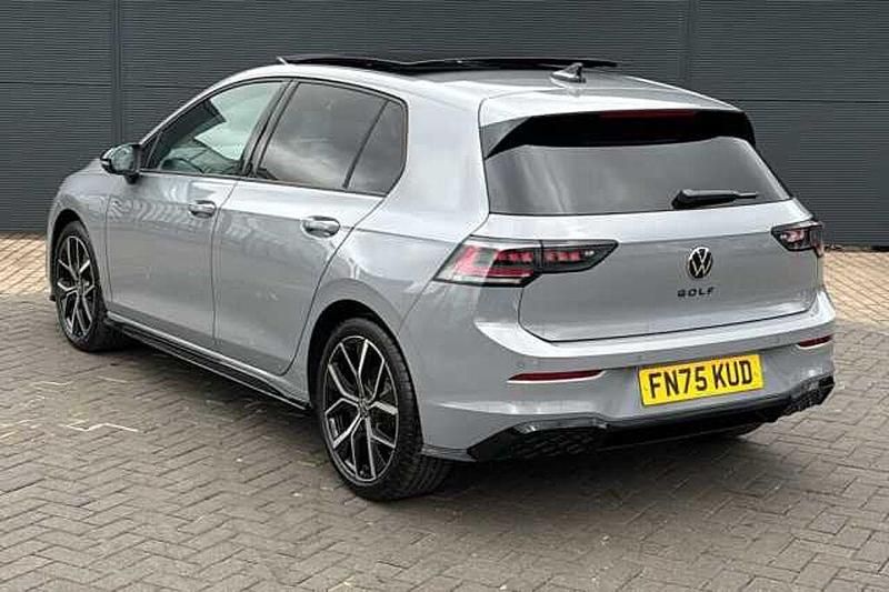 New VW Golf VIII 150 HP (110 kW) 2025