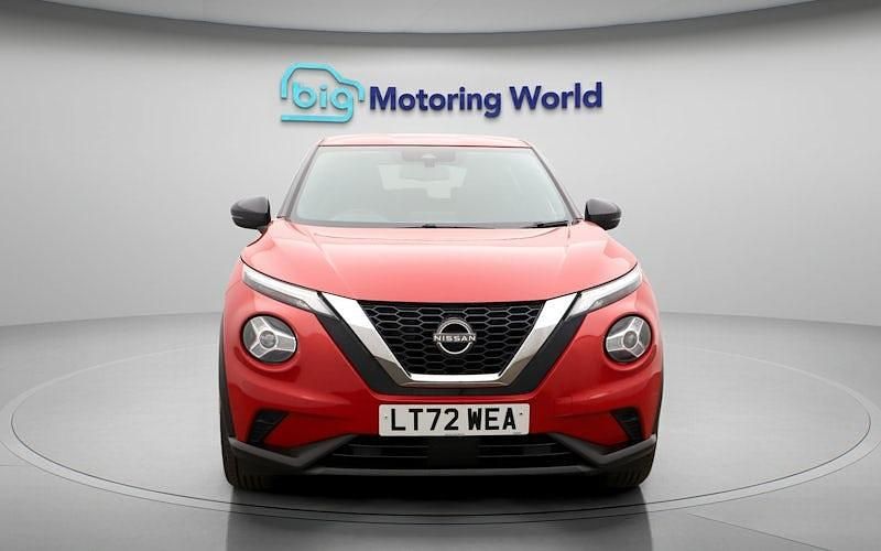 Used Nissan Juke N-Connecta 114 HP (83 kW) 2023 Red SUV