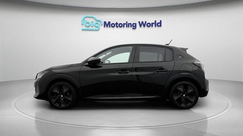 Used Peugeot e-208 Premium 100 kW (136 HP) 2022 Black Hatchback