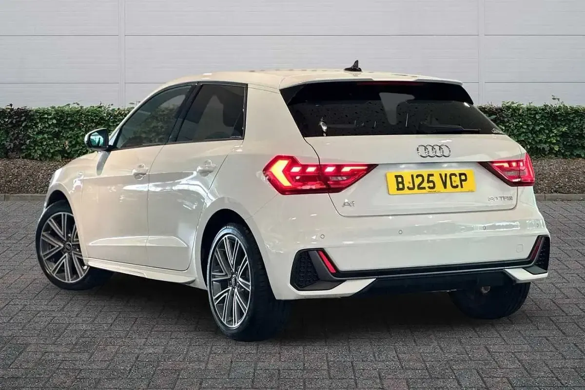 Used Audi A1 S-Line 113 HP (83 kW) 2025 White SUV
