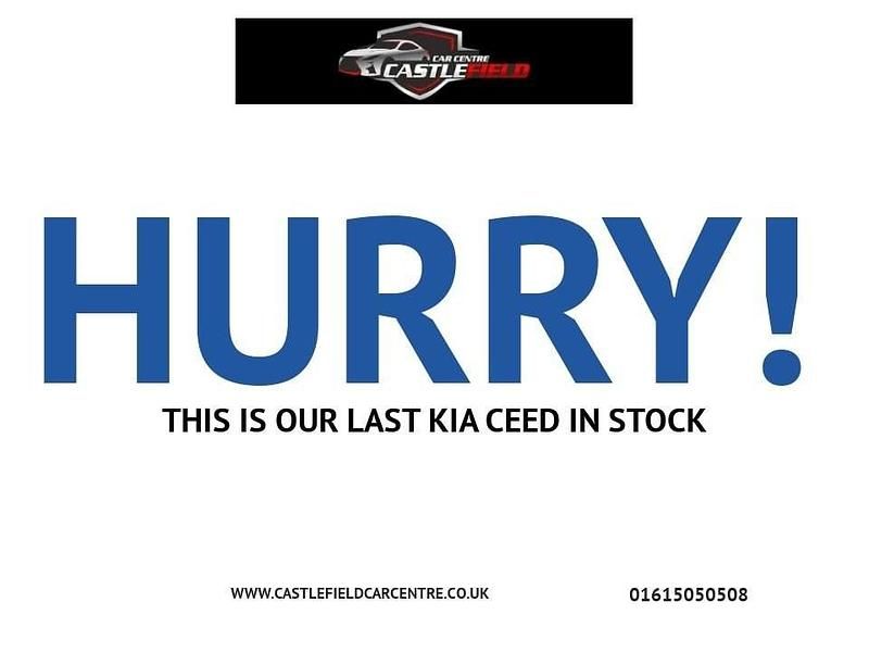 Used Kia Ceed 2013 Red Hatchback