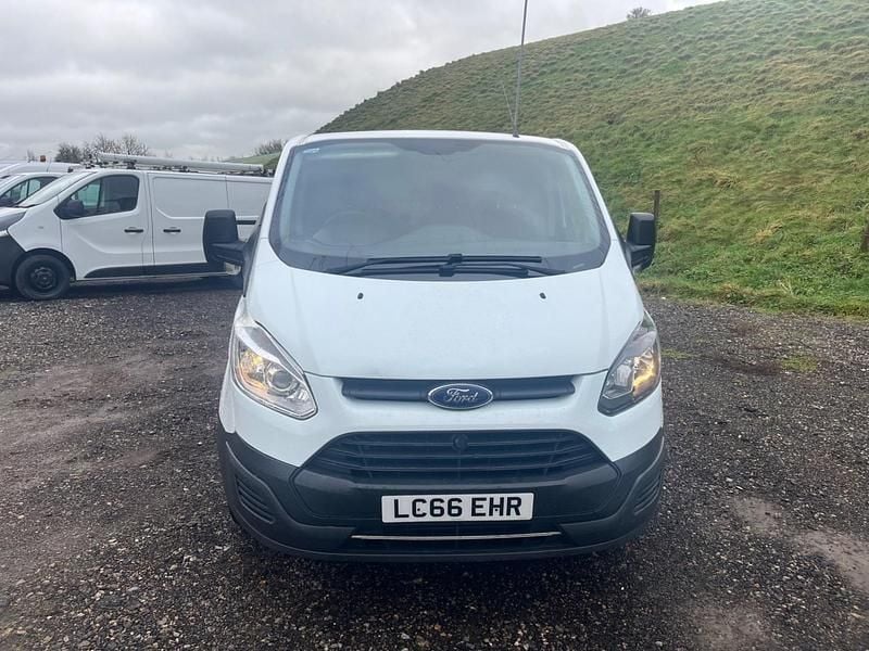 Used Ford Transit Custom 130 HP (95 kW) 2017 White Van
