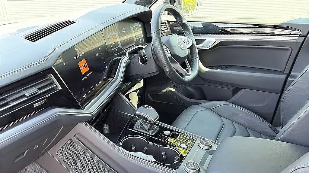 Used VW Touareg 286 HP (210 kW) 2025 SUV