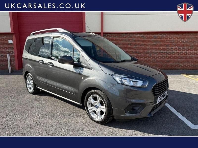 Grey Used 2019 Ford Tourneo Courier Zetec MPV | £9,999 (Fair price) - Image 1/4