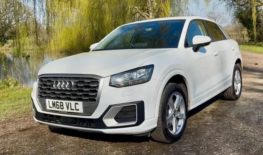 Usado Audi Q2 Sport 116 HP (85 kW) 2018 Branco SUV