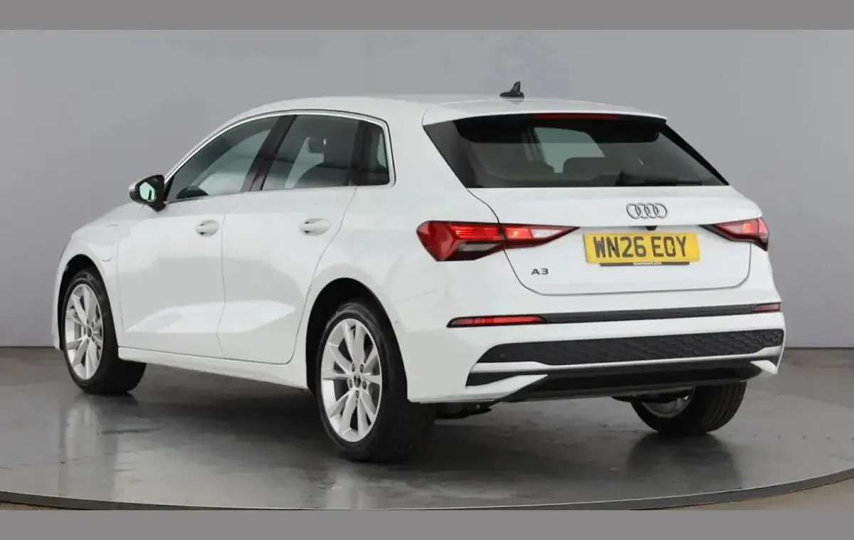 Used Audi A3 e-tron Sport 200 HP (147 kW) 2026 White Hatchback
