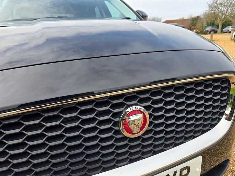 Used Jaguar E-Pace S 150 HP (110 kW) 2019 Black SUV