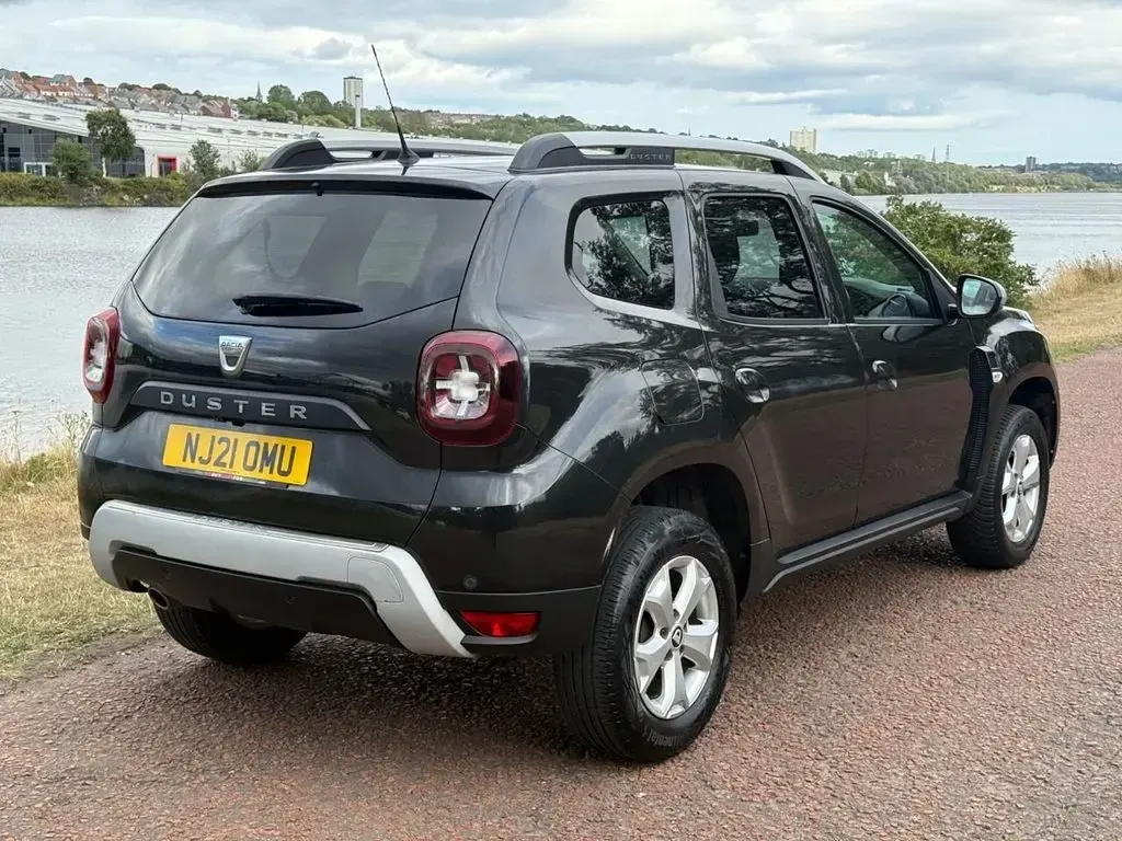 Used Dacia Duster Comfort 130 HP (95 kW) 2021 Black SUV