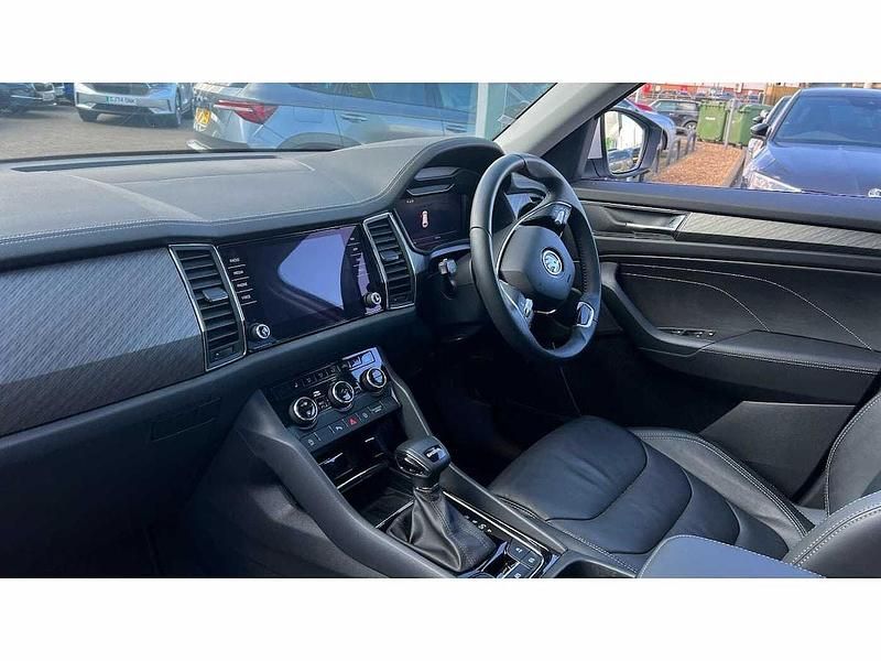 Used Skoda Kodiaq SE L Executive 147 HP (108 kW) 2024 White SUV