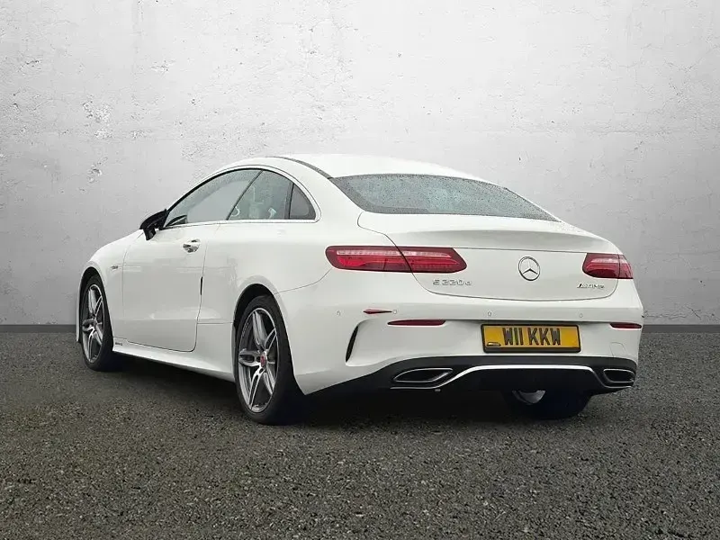 Used Mercedes E220 AMG line 194 HP (142 kW) 2018 White Coupe