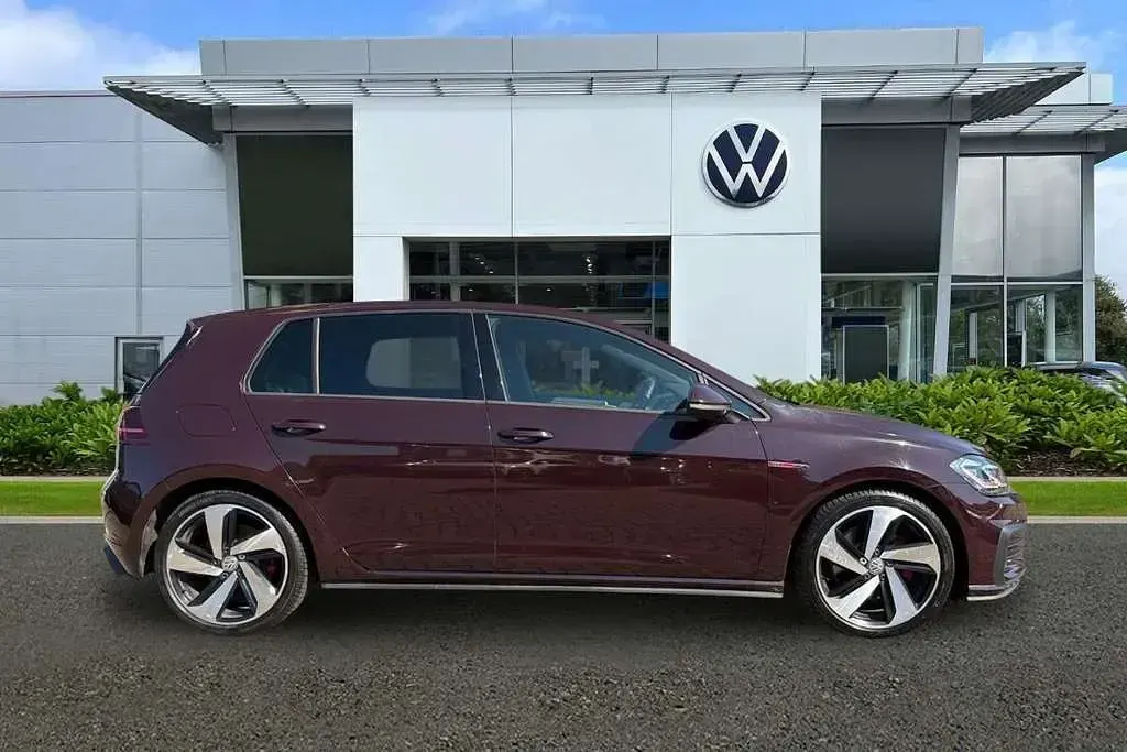 Used VW Golf VII GTI 230 HP (169 kW) 2017 Black Hatchback